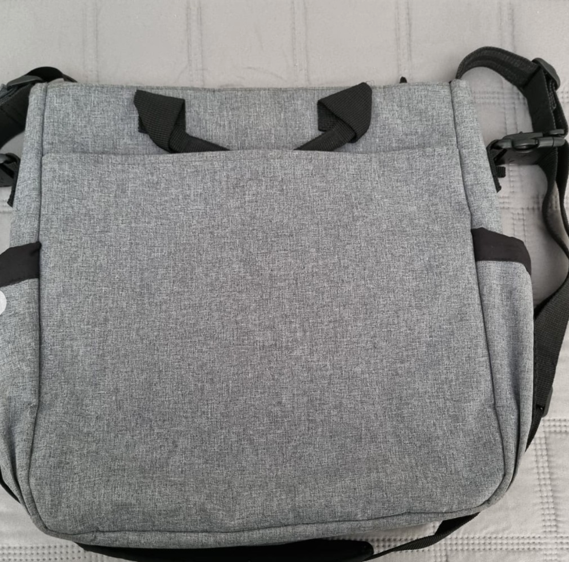 (#PG4057) Bolso maternal. Marca Skip Hop