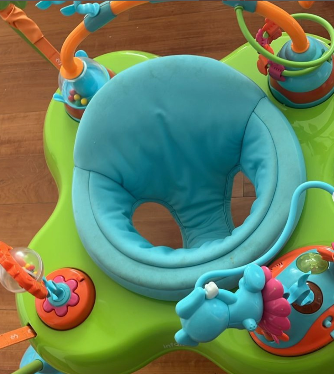 (#PG4102) Saltarina. Marca Infanti