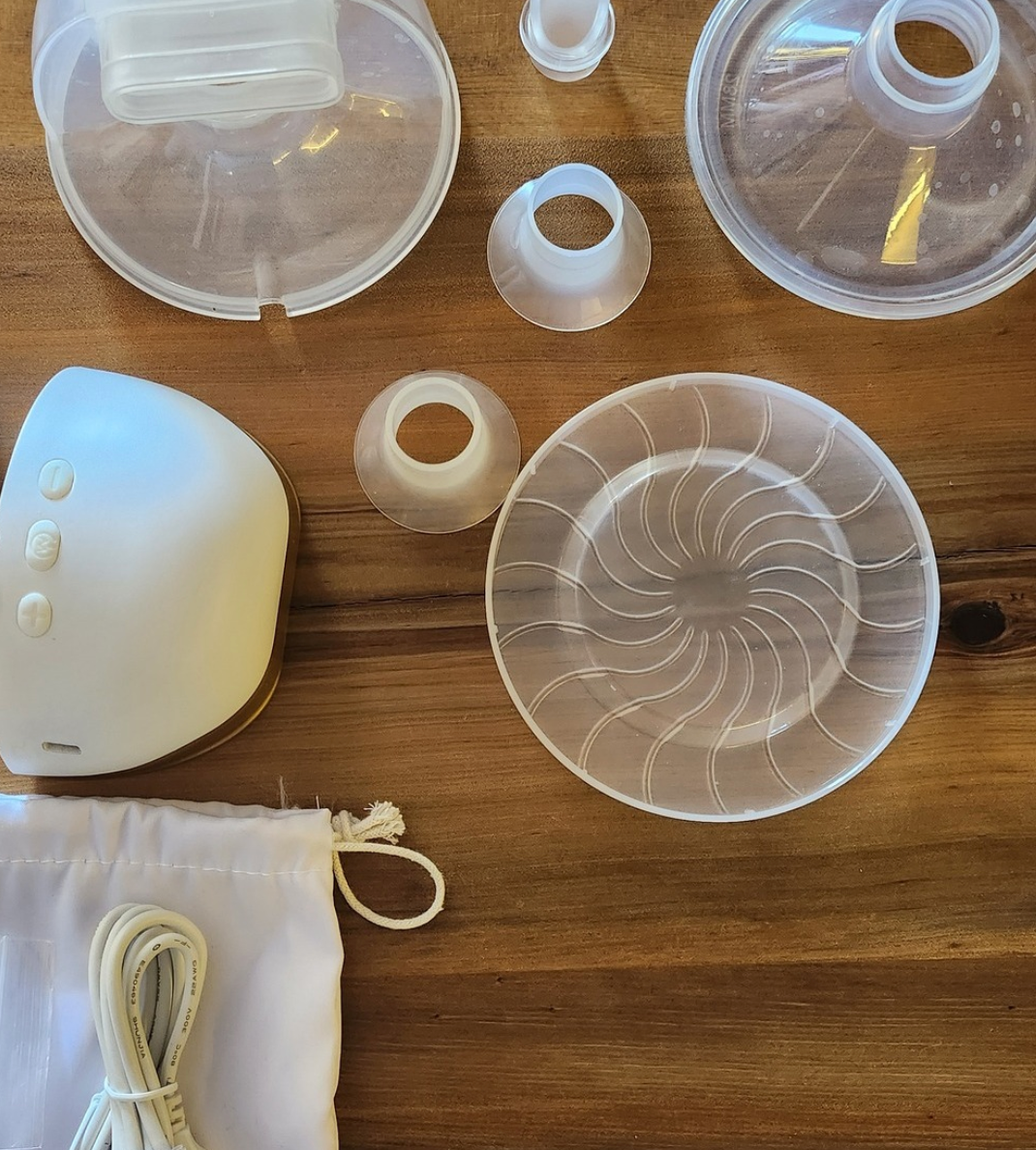 (#PG4120) Extractor de leche doble eléctrico modelo Gold. Marca Super Mom