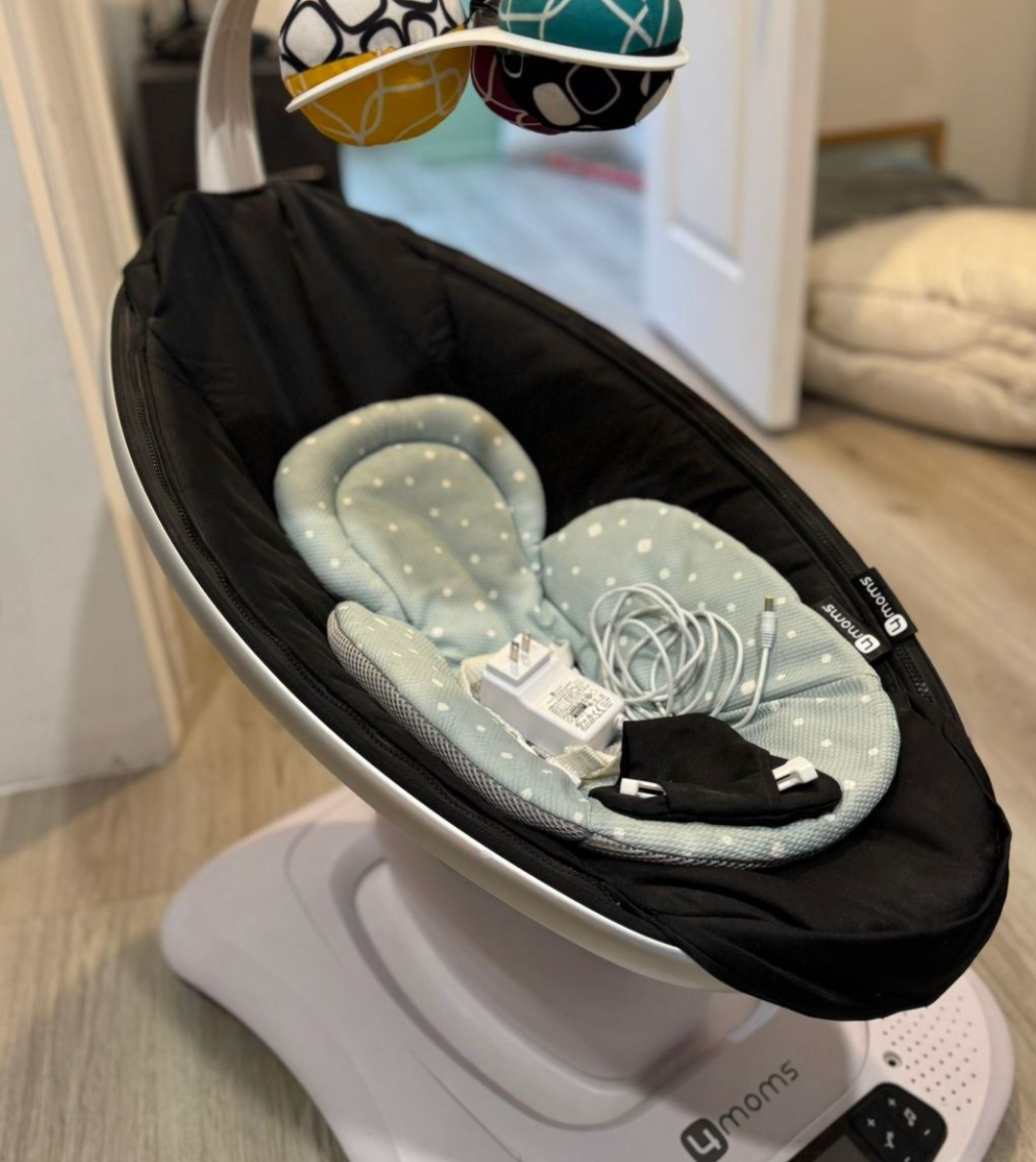 (#PG4141) Silla mecedora modelo Mamaroo. Marca 4moms