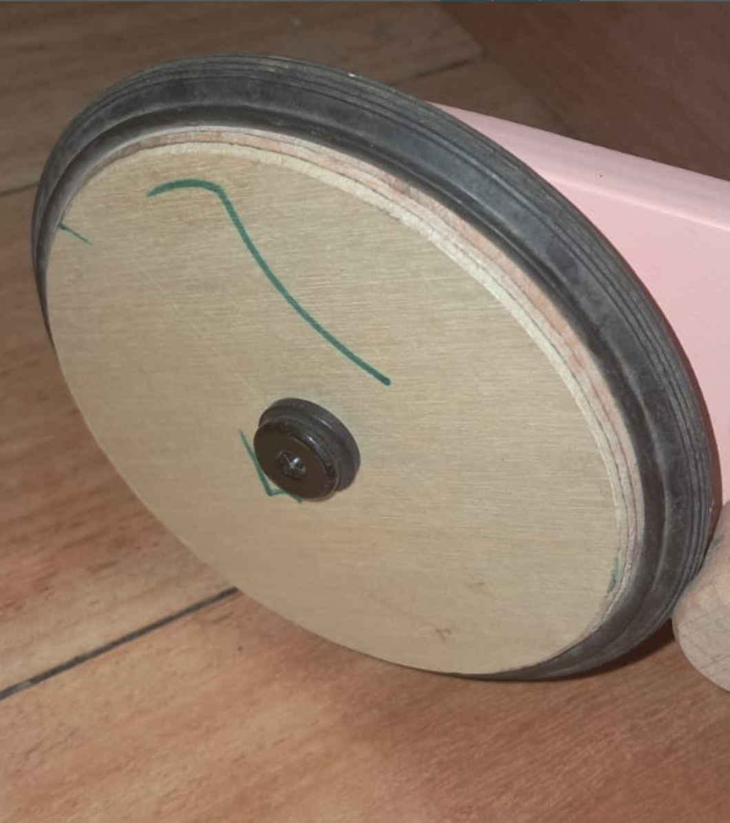 (#PG4142) Andador modelo rosa. Marca Roda