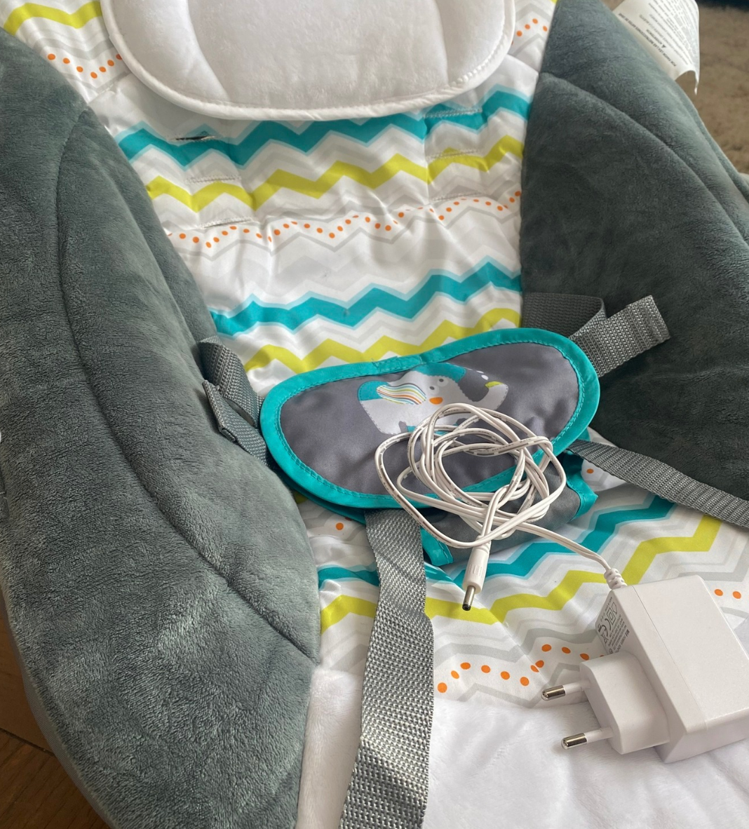 (#PG4160) Silla mecedora modelo Swing. Marca Infanti