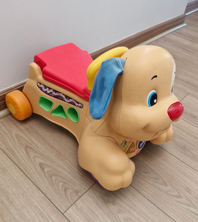 (#PG4177) Correpasillos perrito modelo Laugh and Learn. Marca Fisher Price