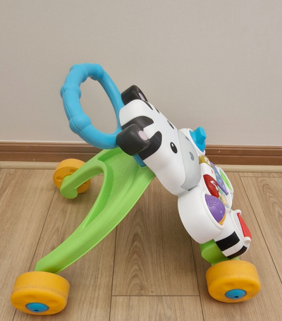 (#PG4178) Correpasillos modelo Cebra. Marca Fisher Price