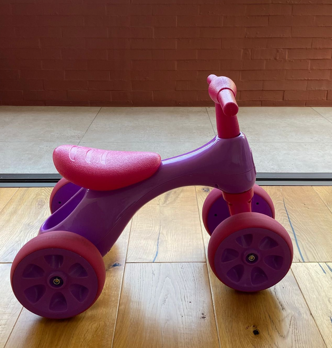 (#PG4146) Triciclo modelo Rosa. Marca Bex