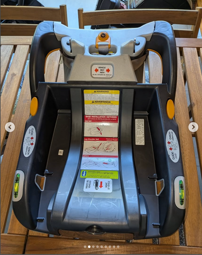 (#PG5476) Huevito modelo KeyFit 30 + Coche modelo Caddy + Base. Marca Chicco