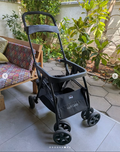 (#PG5476) Huevito modelo KeyFit 30 + Coche modelo Caddy + Base. Marca Chicco