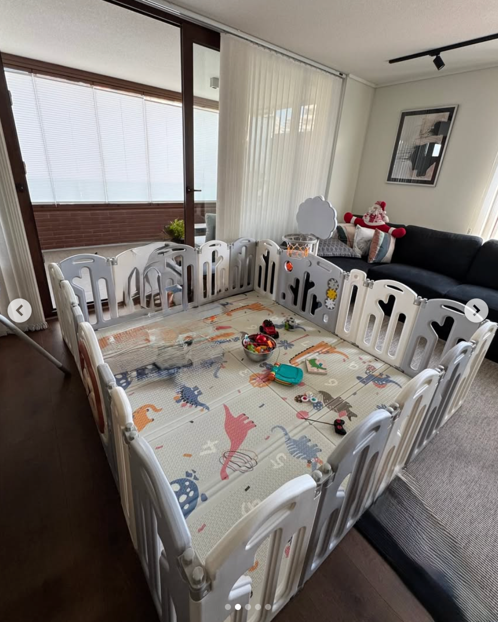 Corral plegable con juegos, blanco con gris (#PG5790)