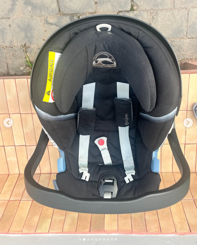 Silla de auto modelo Aton 5 + Base. Marca Cybex (#PG5809)