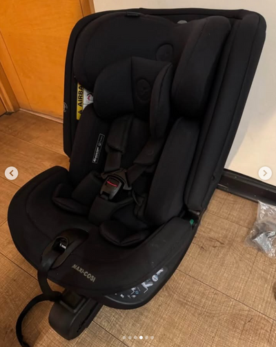 Silla de auto modelo Spinel 360 Plus O12 Authentic Black + Base. Marca Maxi Cosi (#PG5812)