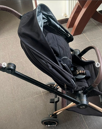 Coche Paseo Mios V4 + Silla Nido Aton G + Adaptadores. Marca Cybex (#PG5813)