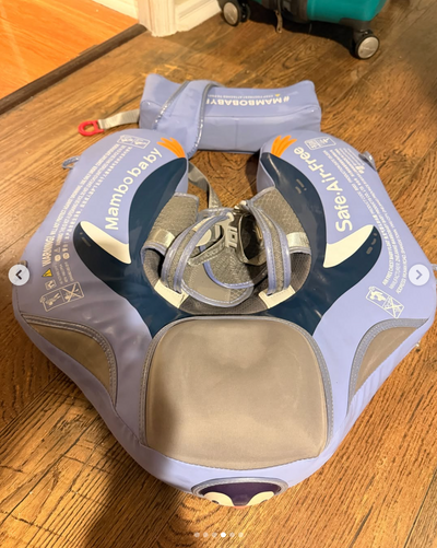 Flotador modelo Chest Float con sombrilla. Marca Mambobaby (#PG5825)
