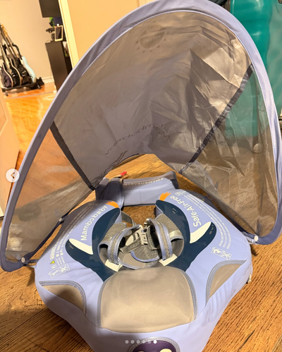 Flotador modelo Chest Float con sombrilla. Marca Mambobaby (#PG5825)