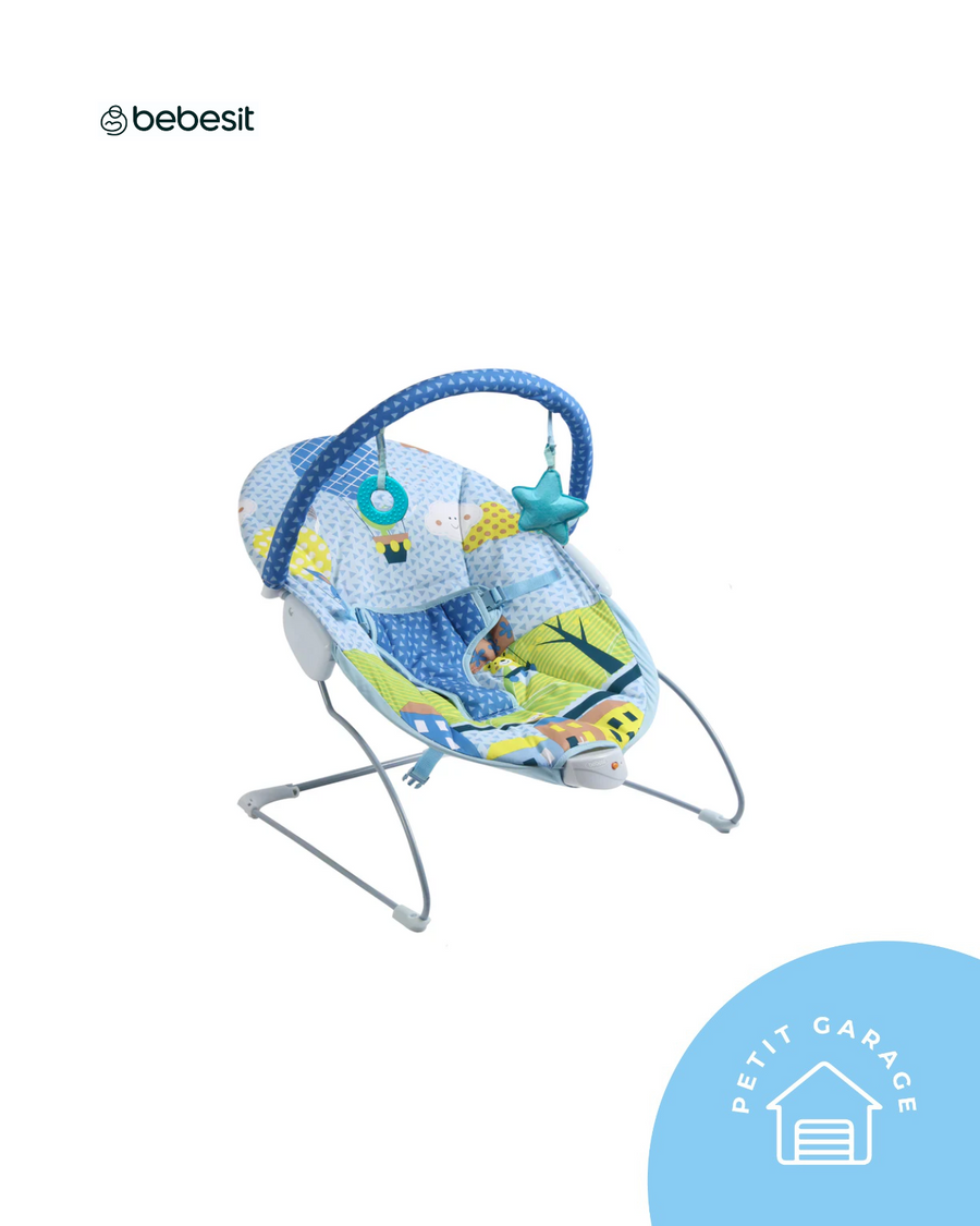 (#PG4267) Silla nido mecedora color celeste con blanco. Marca Bebesit