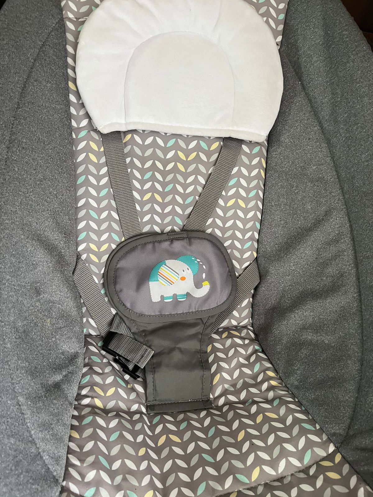 (#PG4962) Silla nido mecedora modelo 3 en 1 deluxe. Marca Infanti