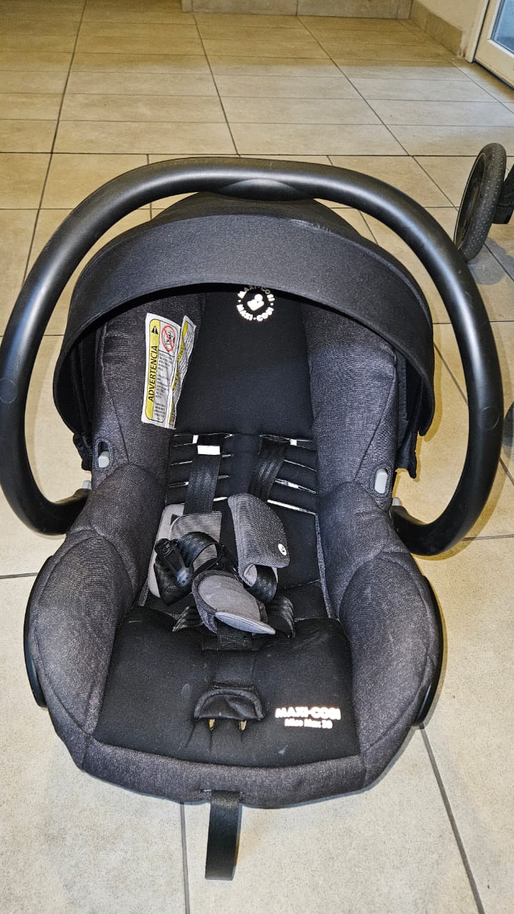 Coche travel system, modelo Zelia. Marca Maxi Cosi (#PG5654)