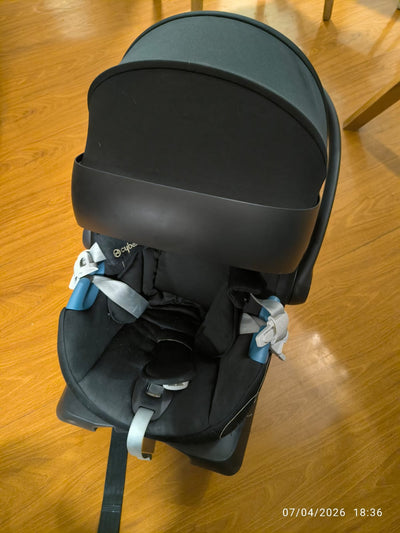 Silla de auto modelo Aton G + Base + Adaptadores. Marca Cybex (#PG5862)