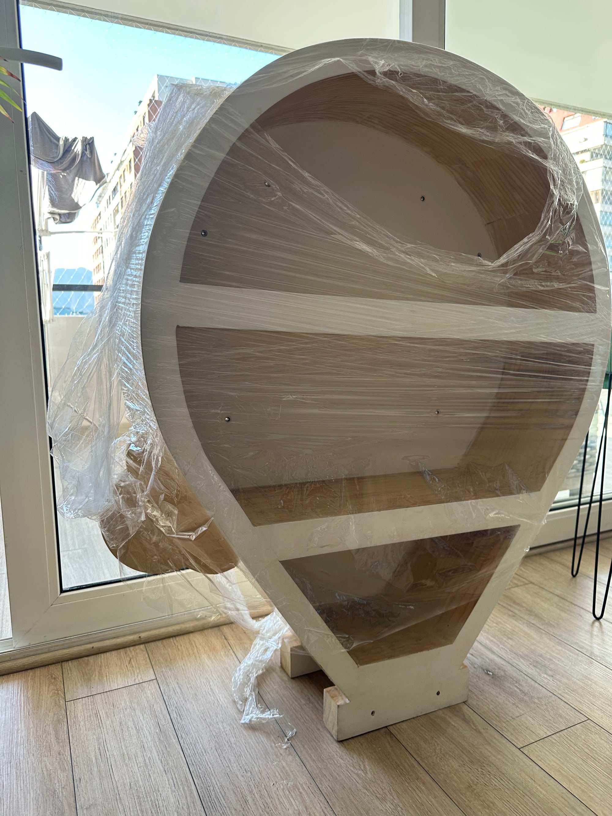 Repisa con forma de globo aerostático. (#PG5626)