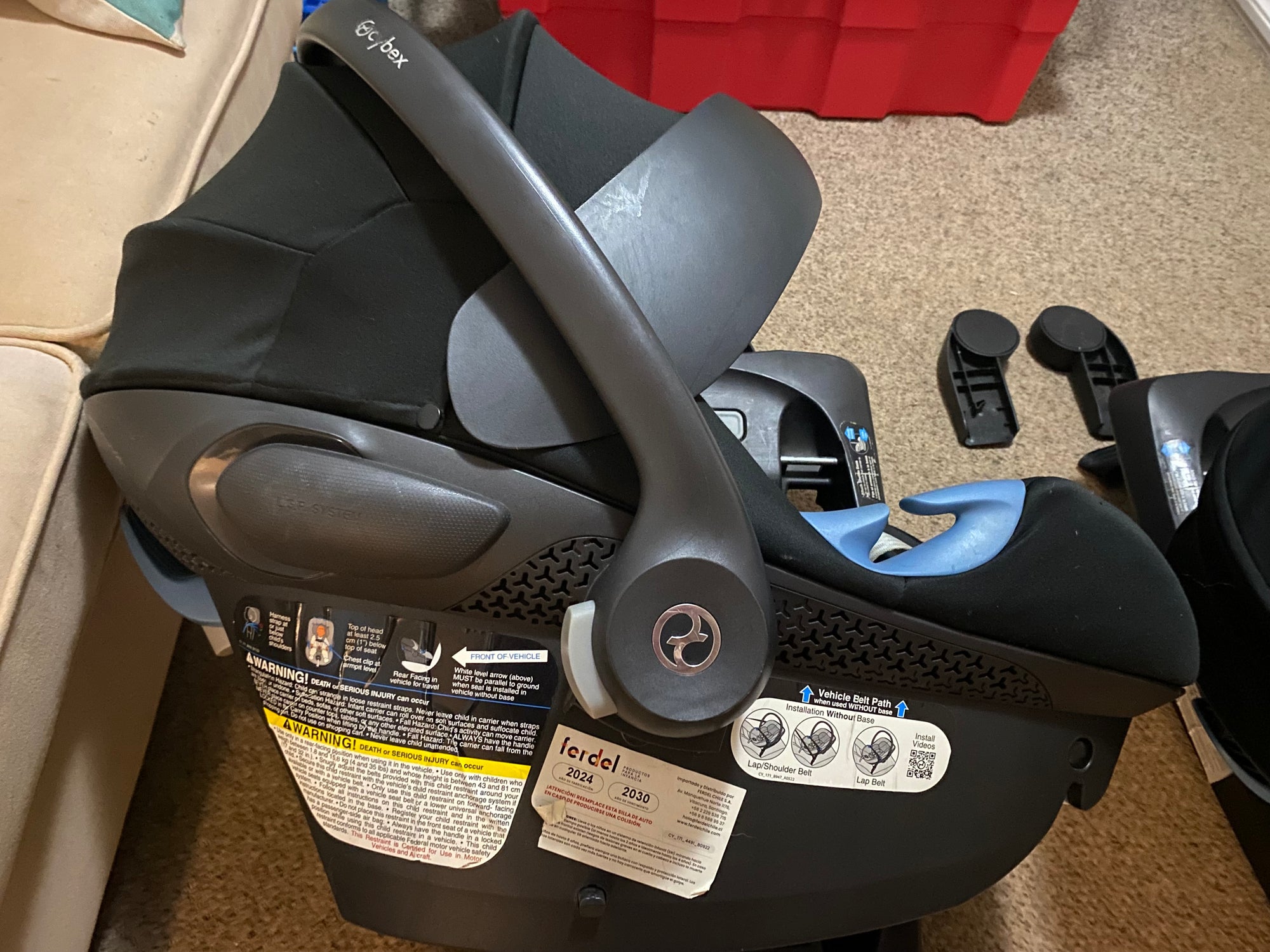 Silla nido Aton G con base Isofix y adaptadores para coche. Marca Cybex (#PG5743)