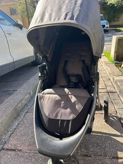 Coche Travel System modelo Britax B Lively + Huevito B Safe Gen2 + Base. Marca Britax (#PG5896)