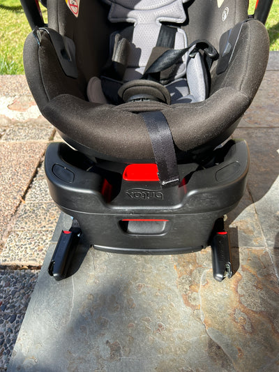 Coche Travel System modelo Britax B Lively + Huevito B Safe Gen2 + Base. Marca Britax (#PG5896)