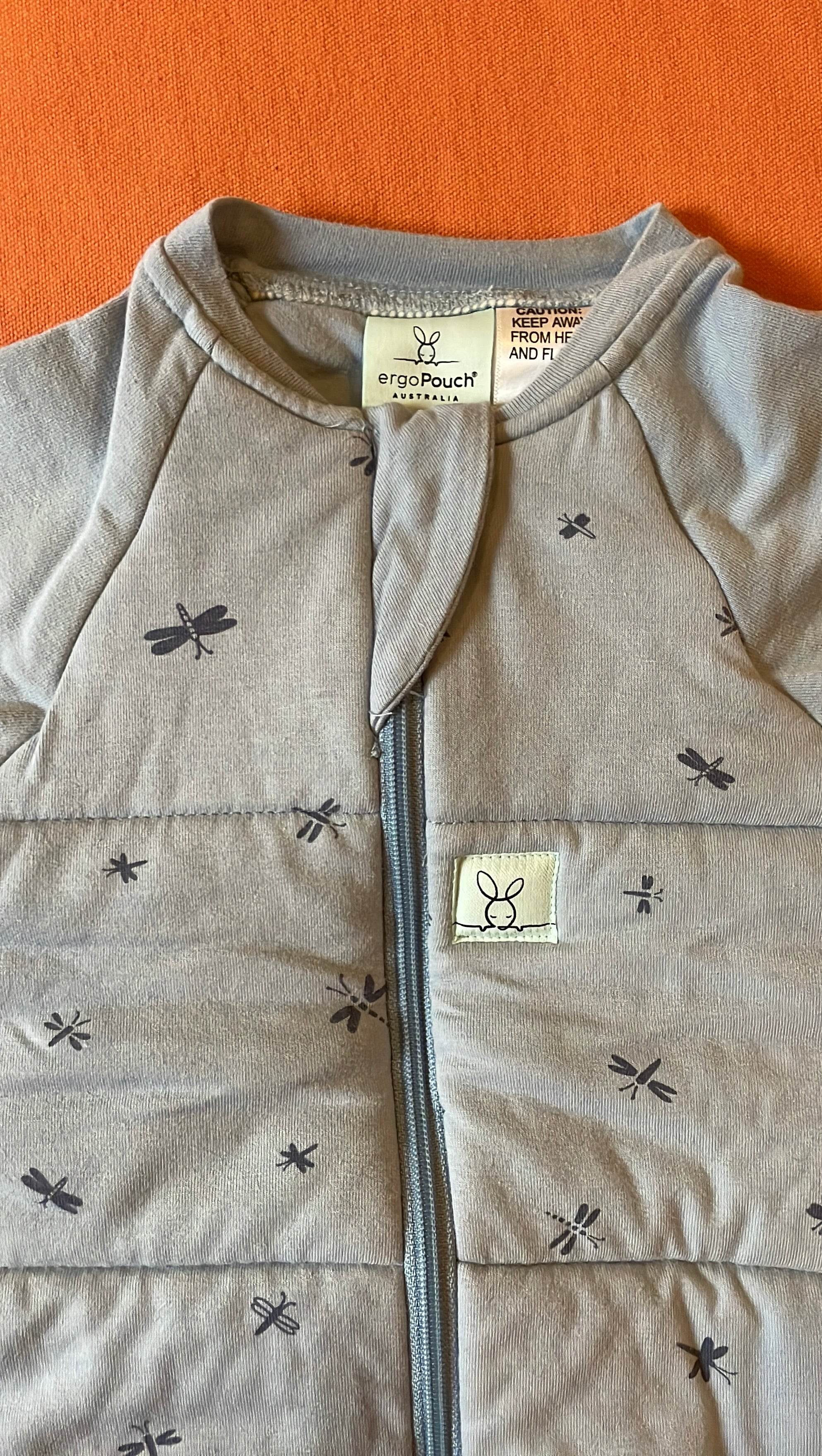 Saco de dormir con mangas 3.5 TOG, talla 3-12 meses. Marca Ergopouch (#PG5750)