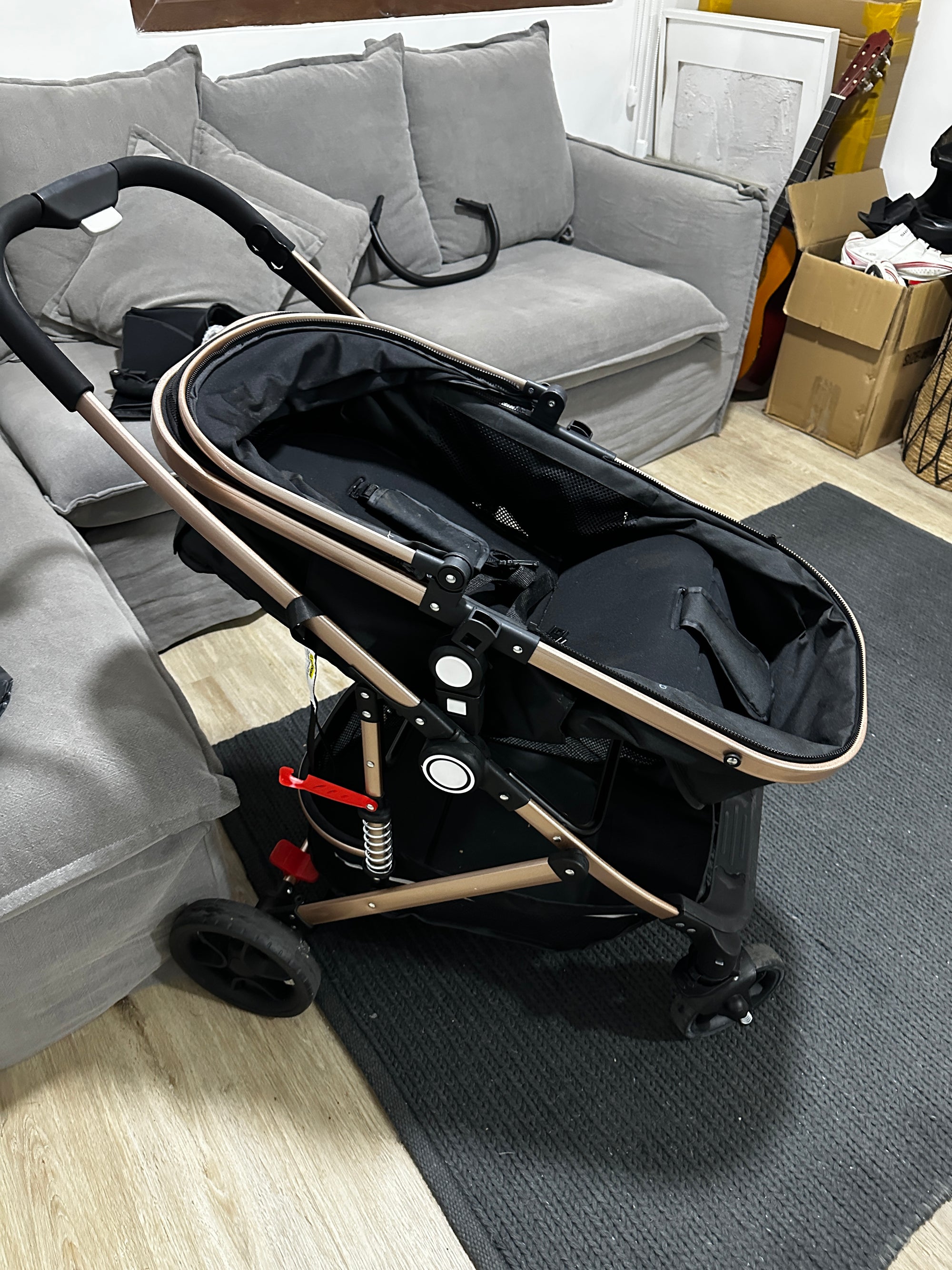 (#PG4674) Coche de paseo con Moisés. Marca Belecoo