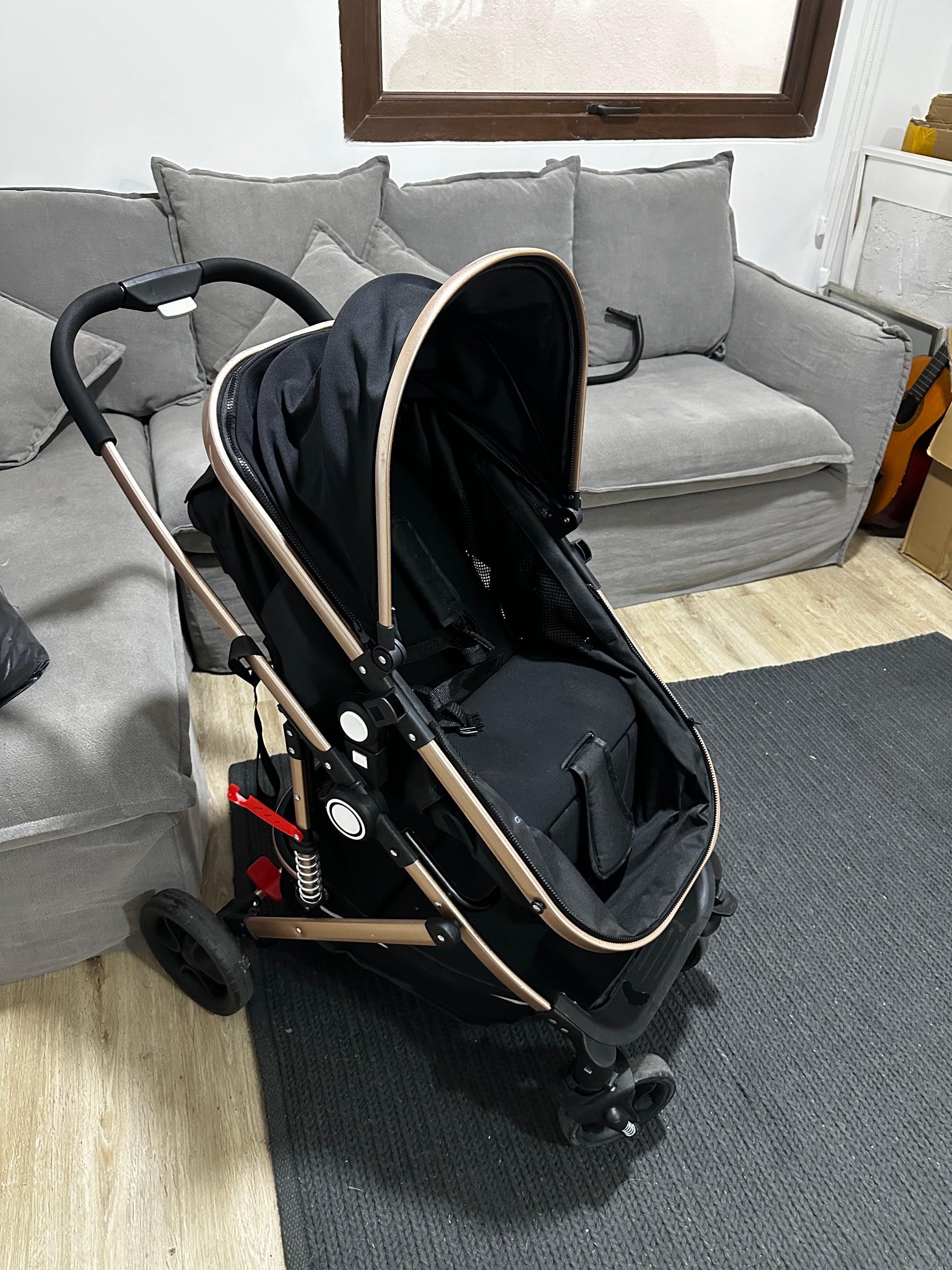 (#PG4674) Coche de paseo con Moisés. Marca Belecoo