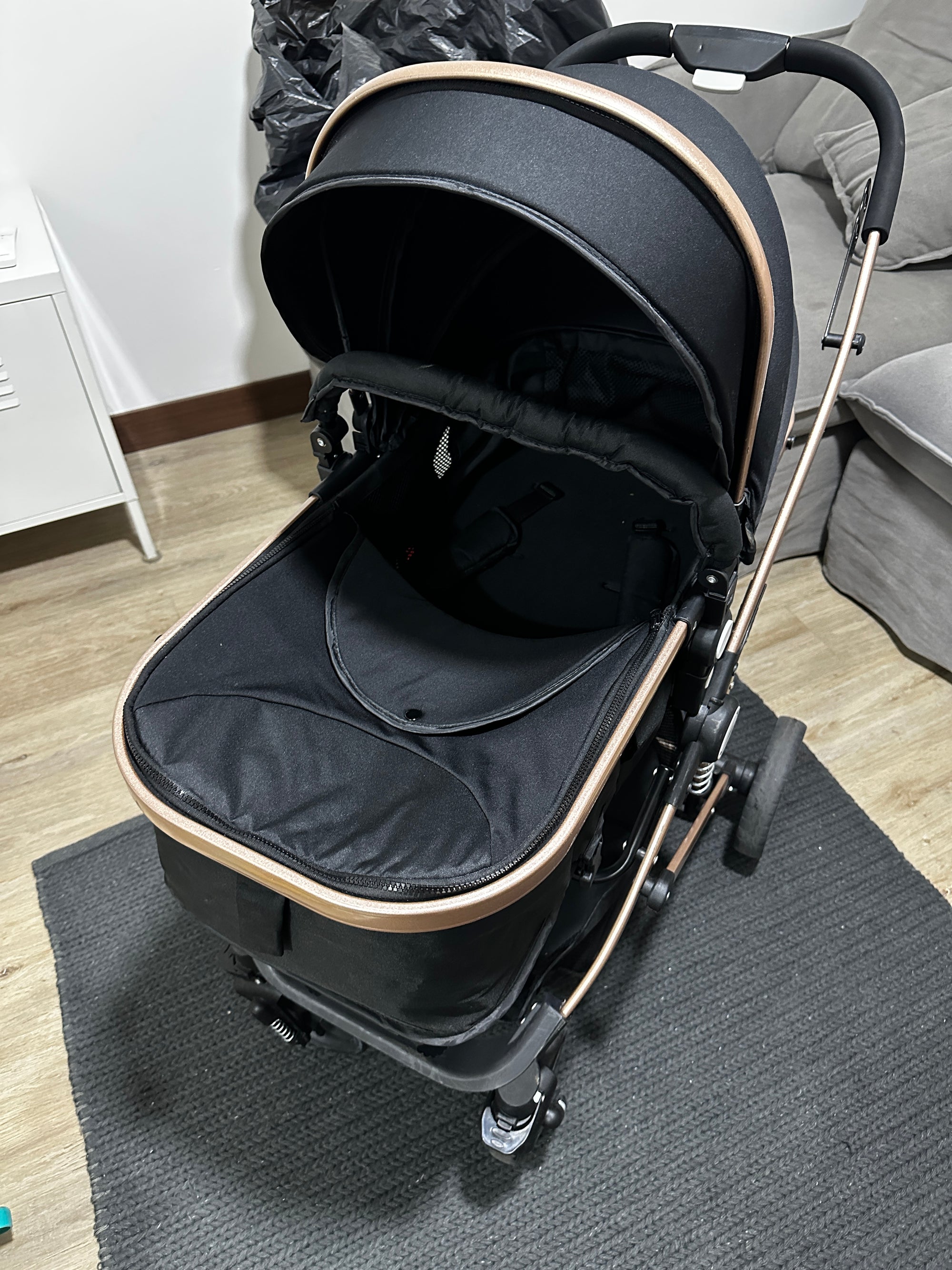 (#PG4674) Coche de paseo con Moisés. Marca Belecoo