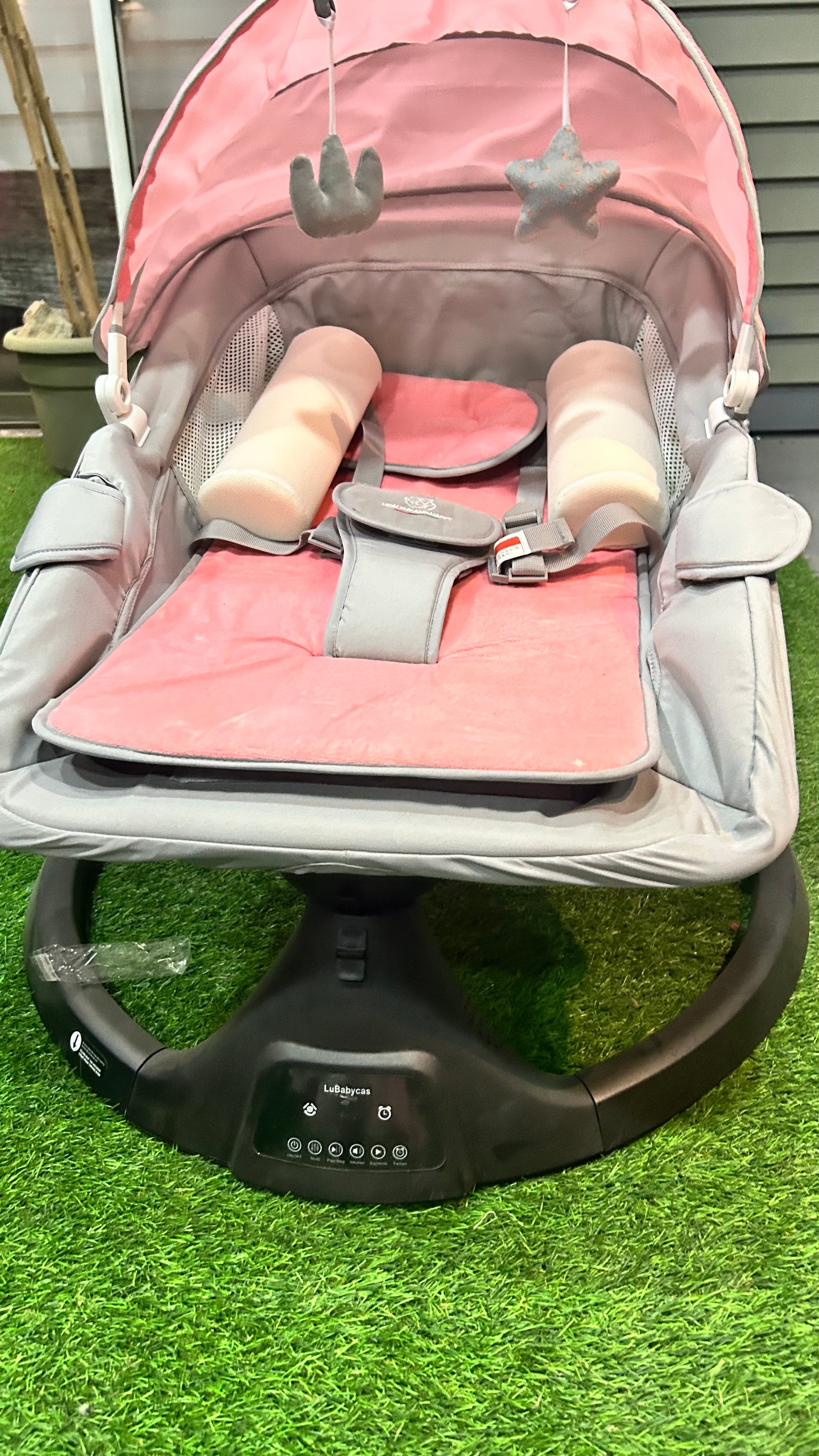 Mecedora eléctrica reclinable Bluetooth rosada. Marca Lubabycas (#PG5767)