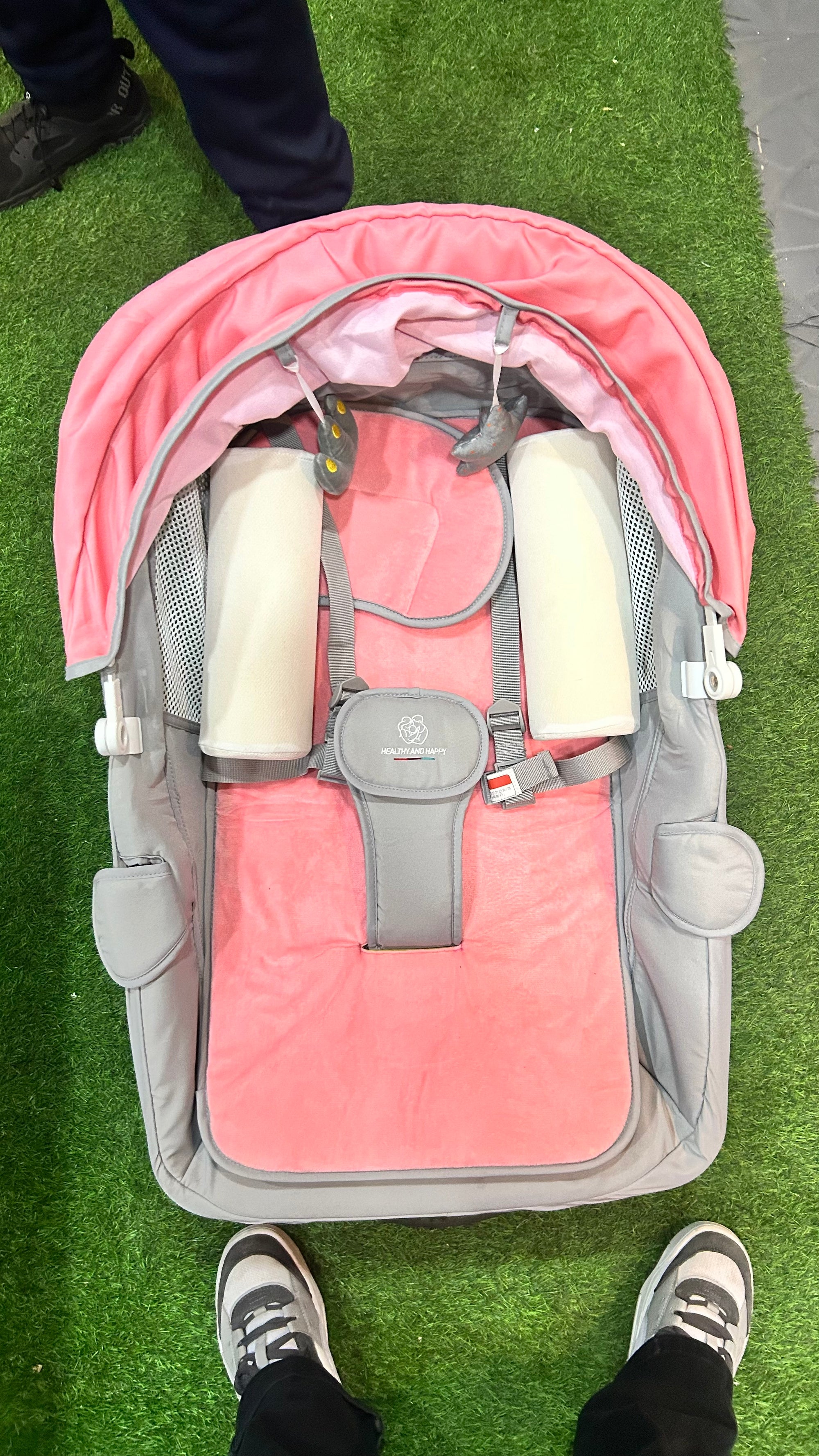 Mecedora eléctrica reclinable Bluetooth rosada. Marca Lubabycas (#PG5767)