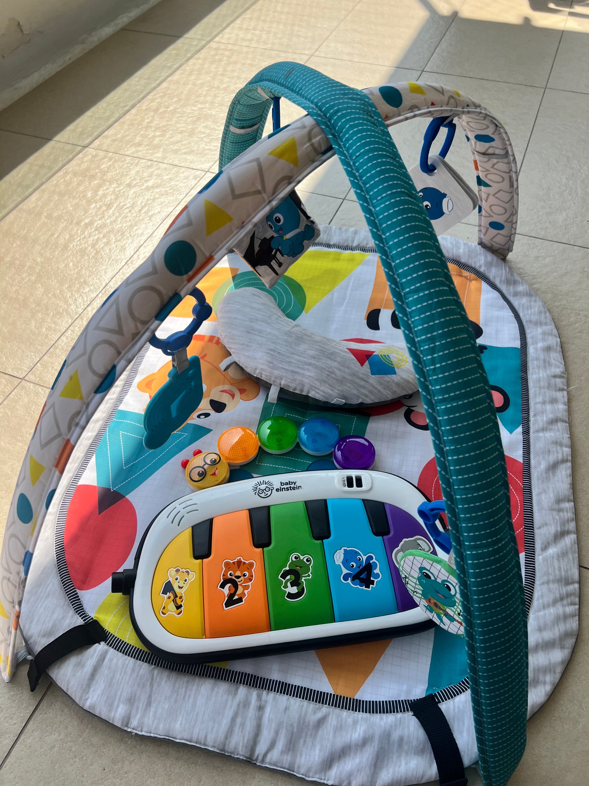 (#PG5237) Gimnasio modelo Discovery 4 en 1. Marca Baby Einstein