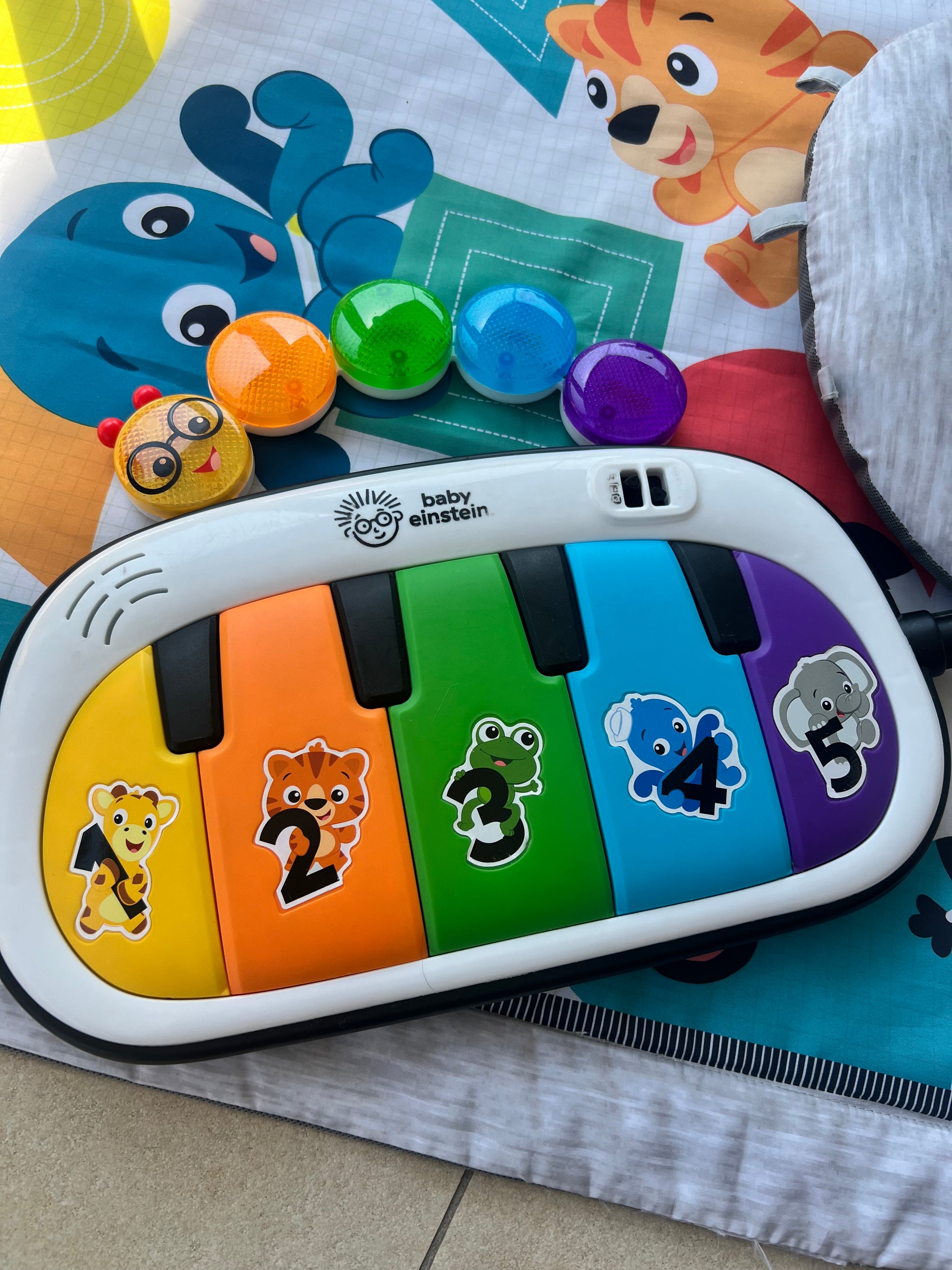 (#PG5237) Gimnasio modelo Discovery 4 en 1. Marca Baby Einstein