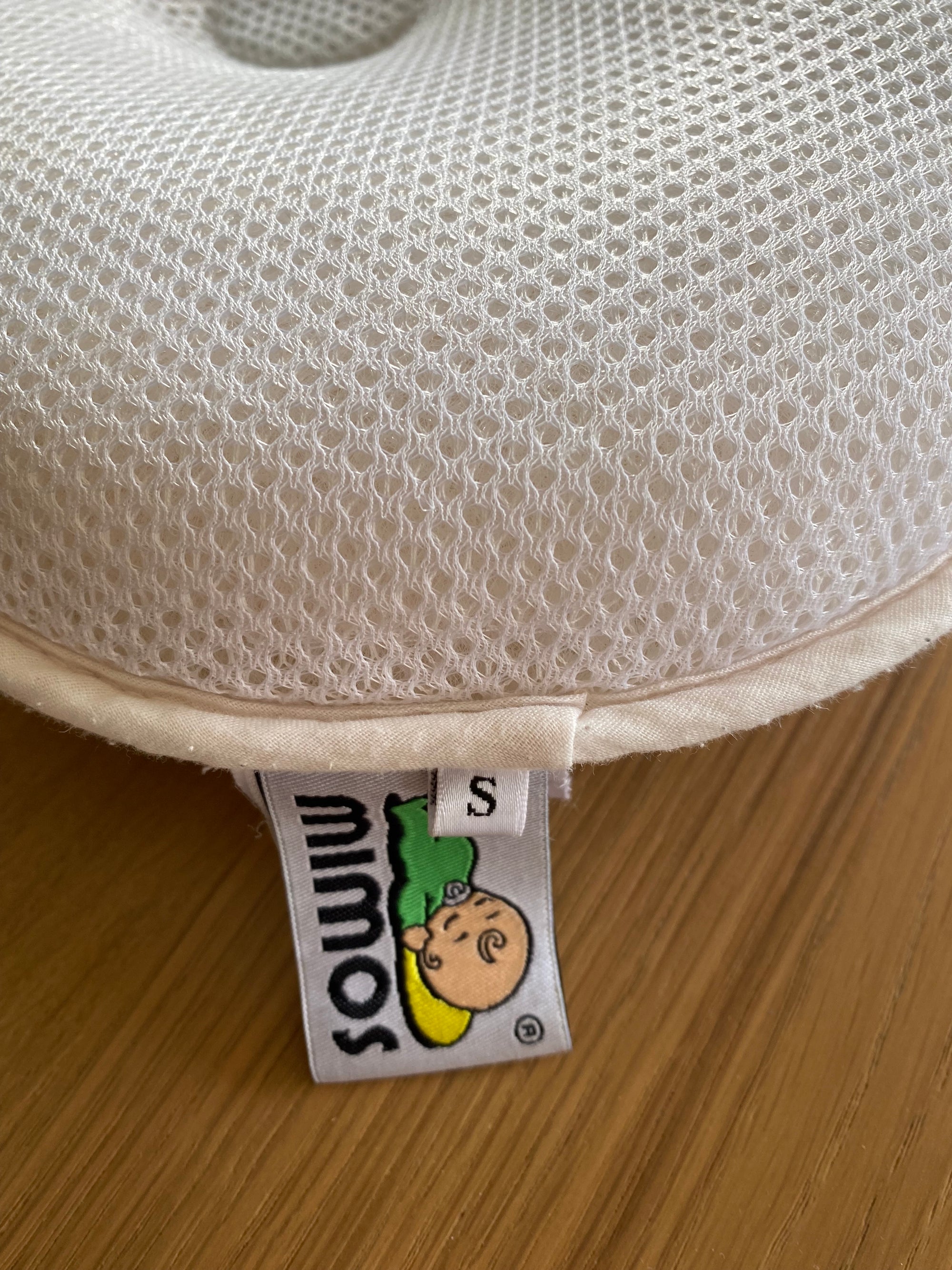 (#PG4904) Cojín plagiocefalia. Marca Mimos