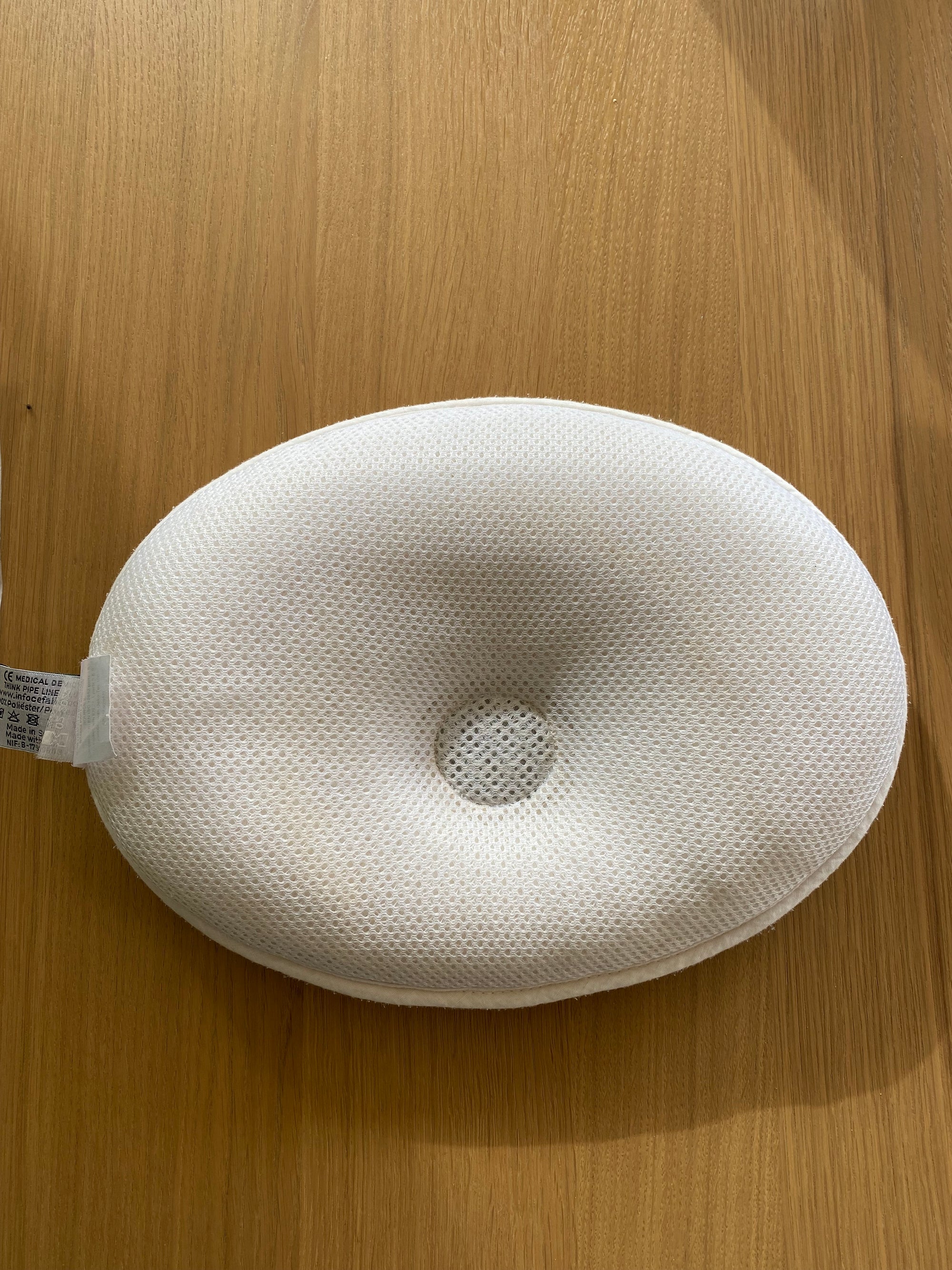 (#PG4904) Cojín plagiocefalia. Marca Mimos