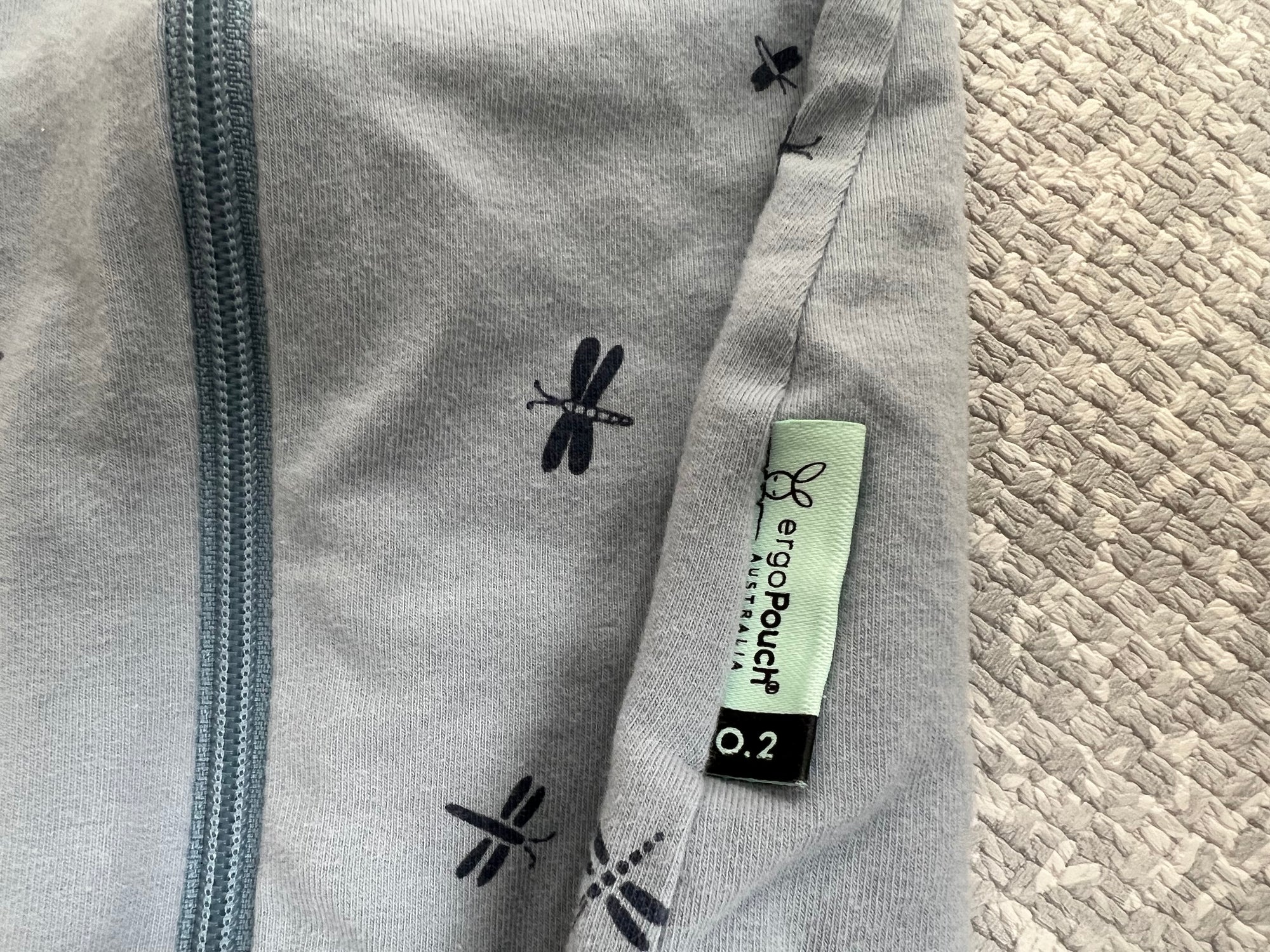 (#PG4770) Saquito de dormir modelo Dragonflies. Marca Ergopouch