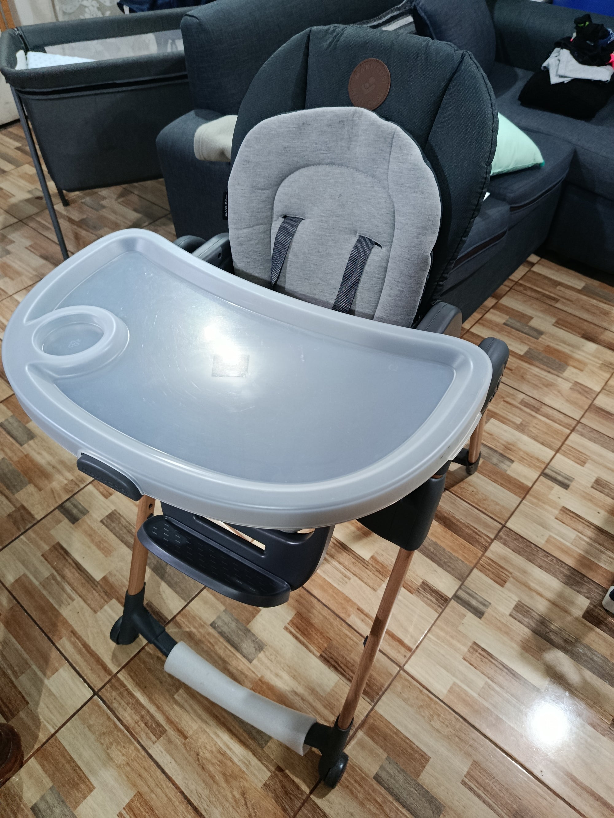 (#PG4666) Silla de comer modelo Minla Essential. Marca Maxi Cosi