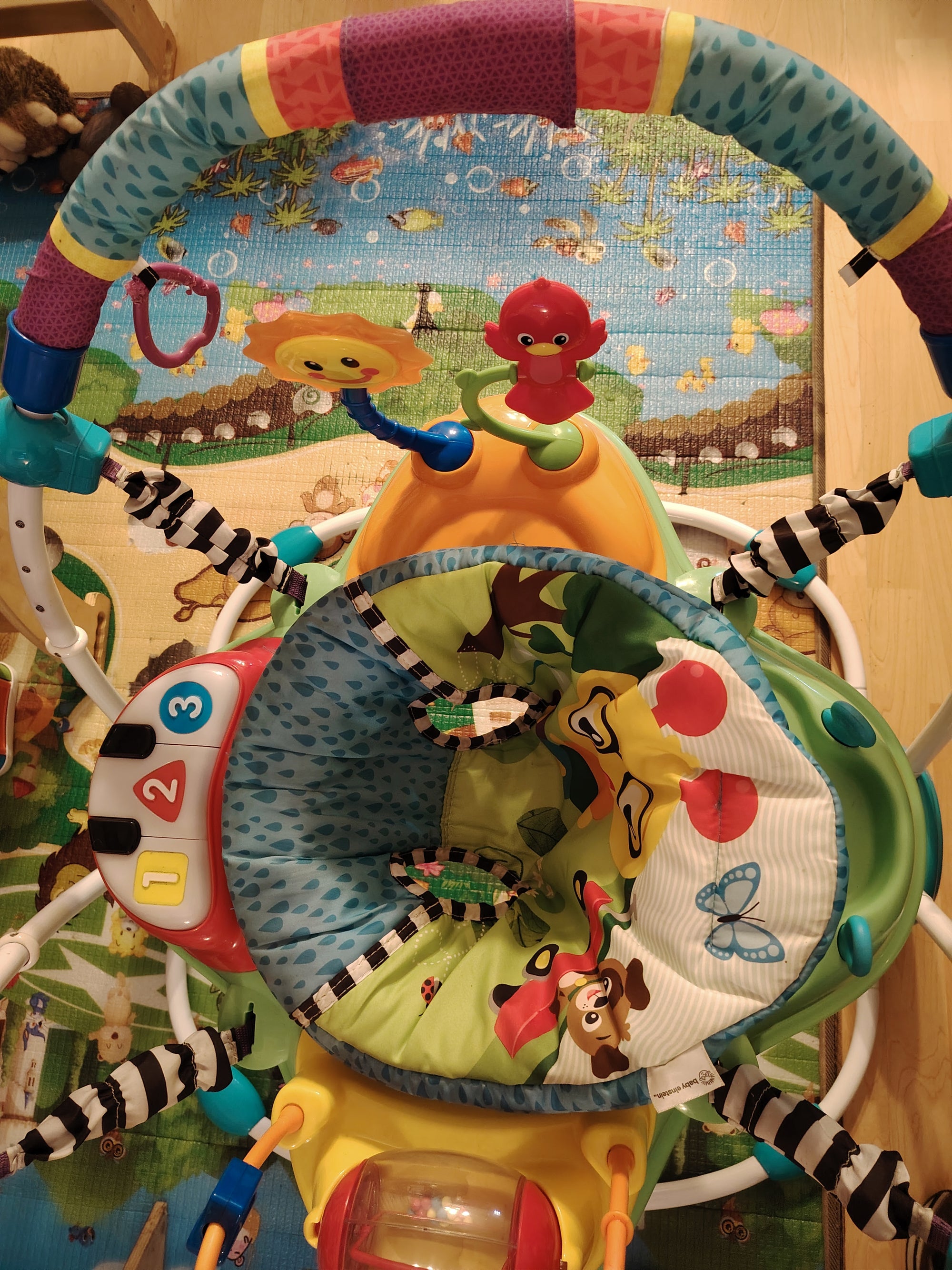 (#PG4685) Centro de actividades modelo 360 amigos del jardín. Marca Baby Einstein