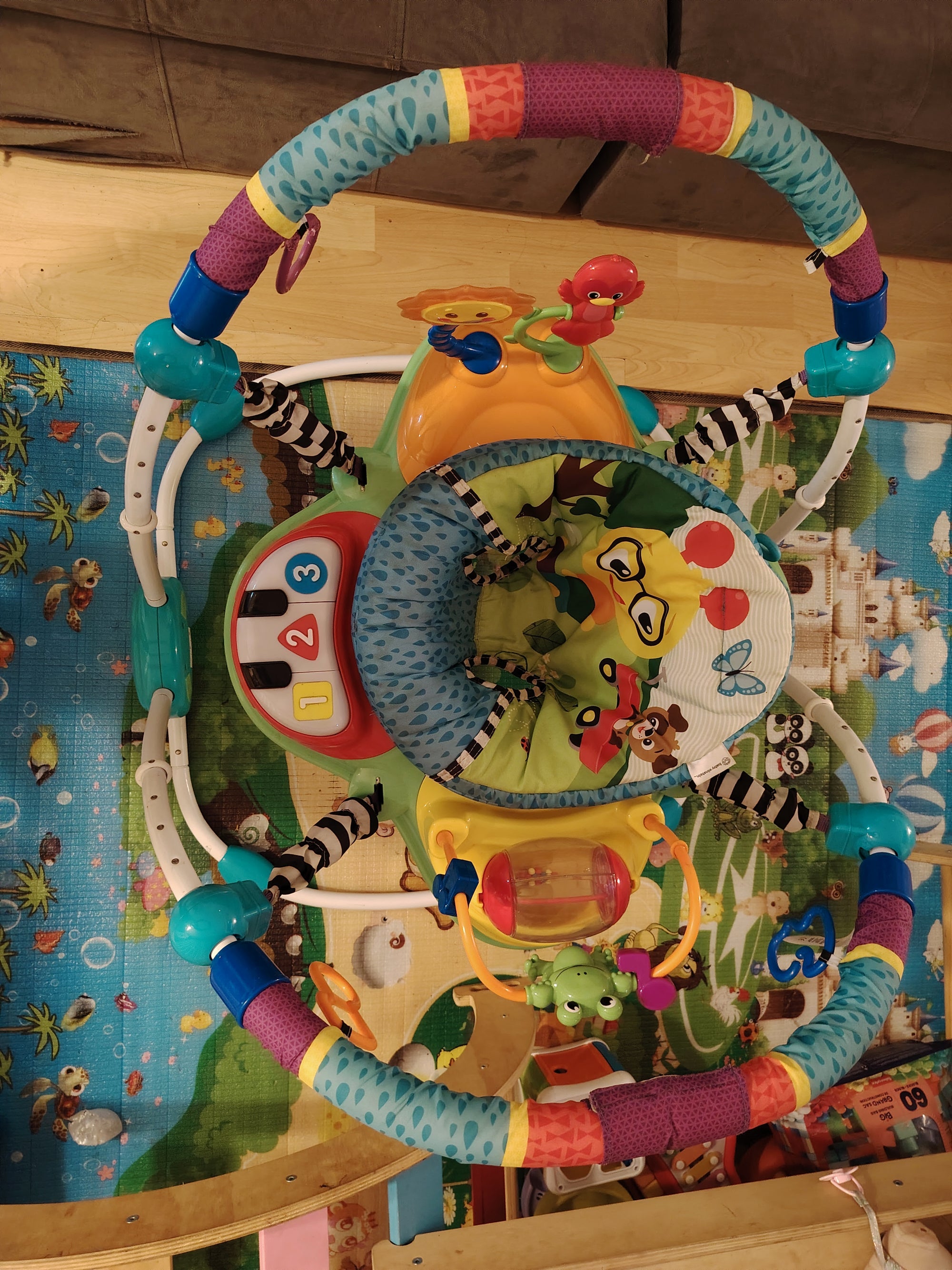 (#PG4685) Centro de actividades modelo 360 amigos del jardín. Marca Baby Einstein