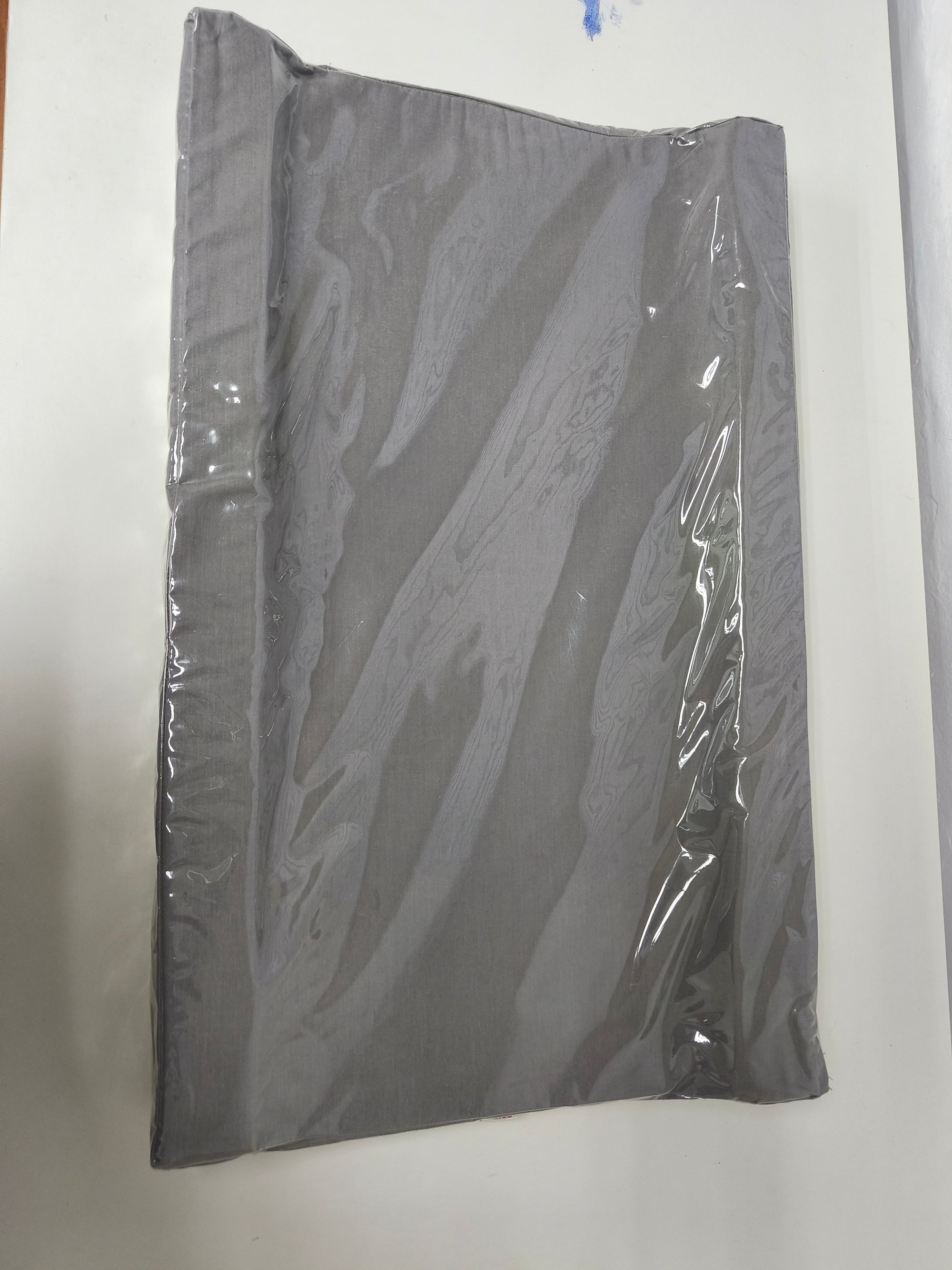 Mudador anatómico gris, sin funda. Marca Nueve Lunas (#PG5646)