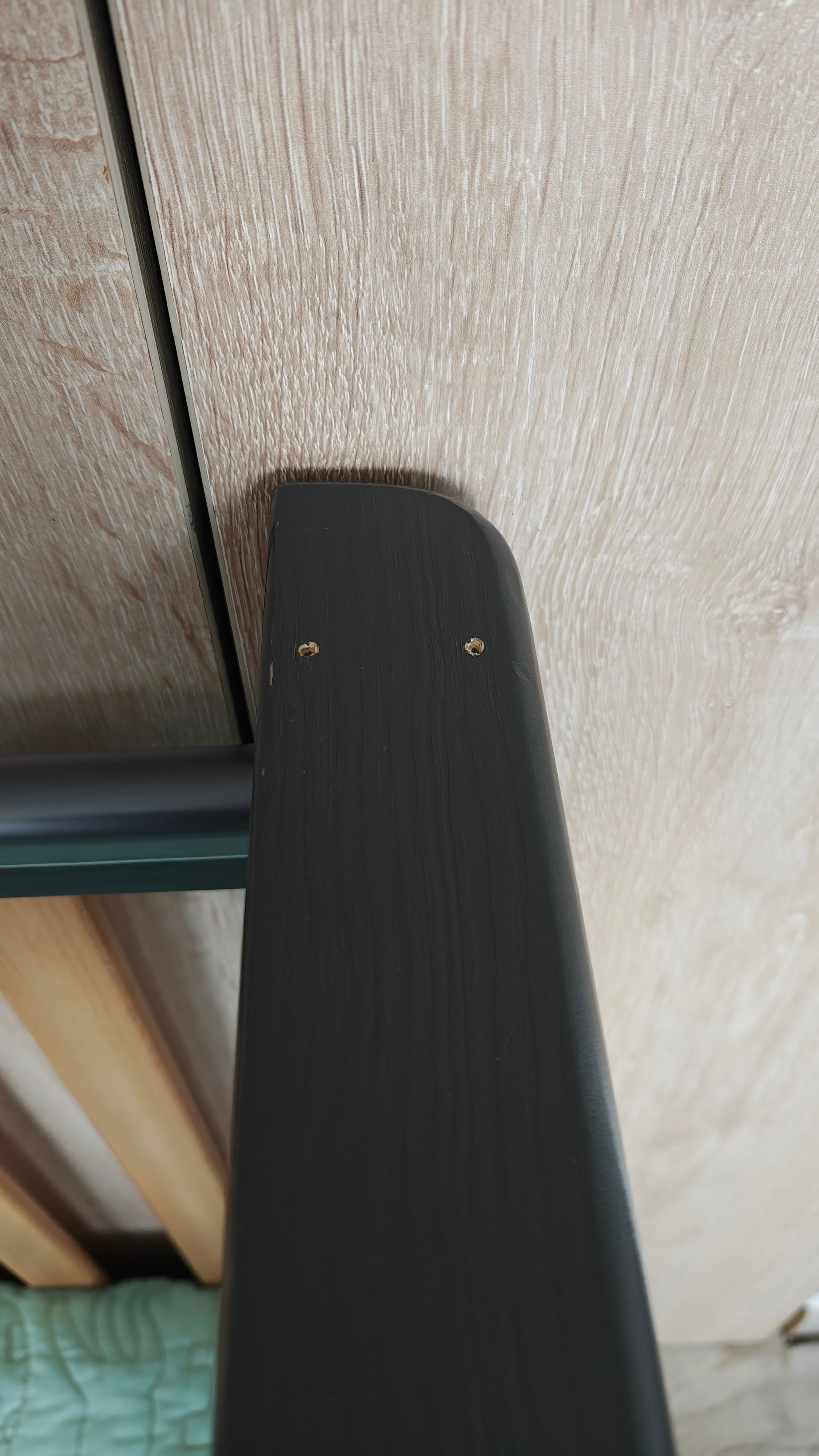 Cuna colecho modelo LEO, lateral ajustable, madera/gris. Marca Drewex (#PG5870)