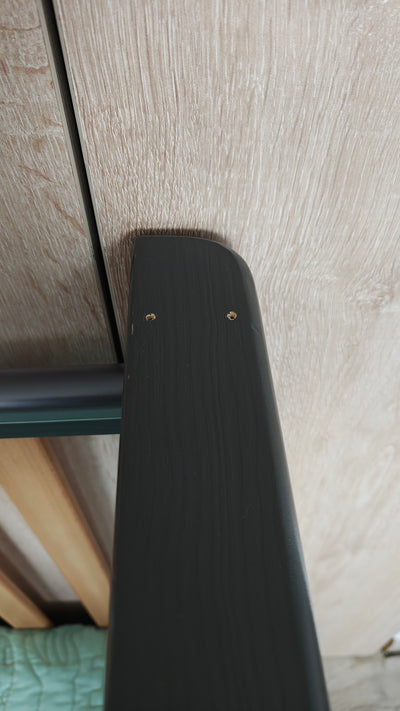 Cuna colecho modelo LEO, lateral ajustable, madera/gris. Marca Drewex (#PG5870)