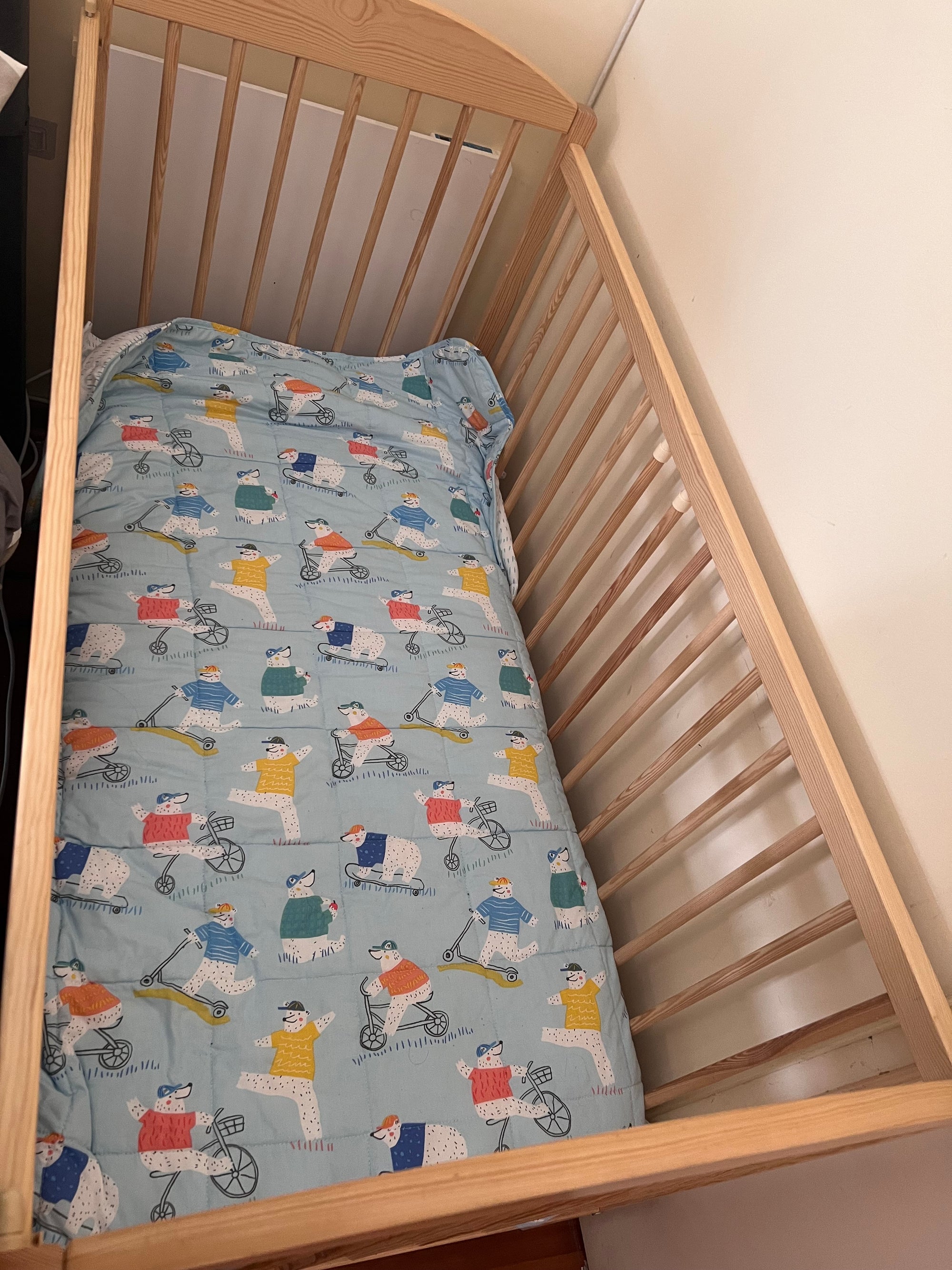 (#PG5120) Cuna de madera modelo Lulaya. Marca Drewex