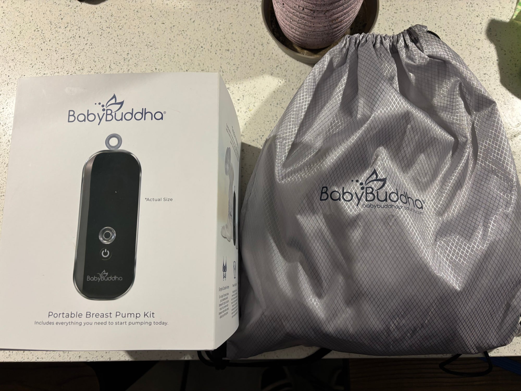 (#PG4819) Extractor de leche doble eléctrico modelo Portable Breast Pump Kit. Marca BabyBuddha