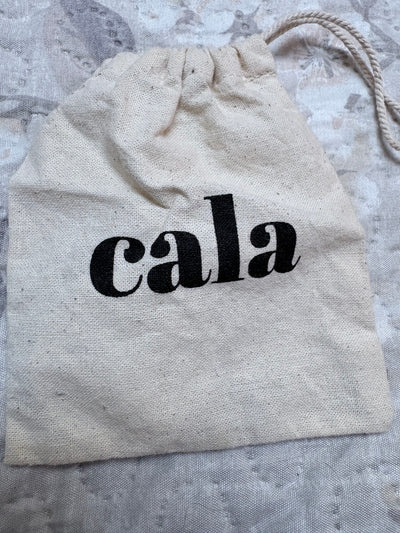 (#PG5447) Copitas de plata. Marca Cala