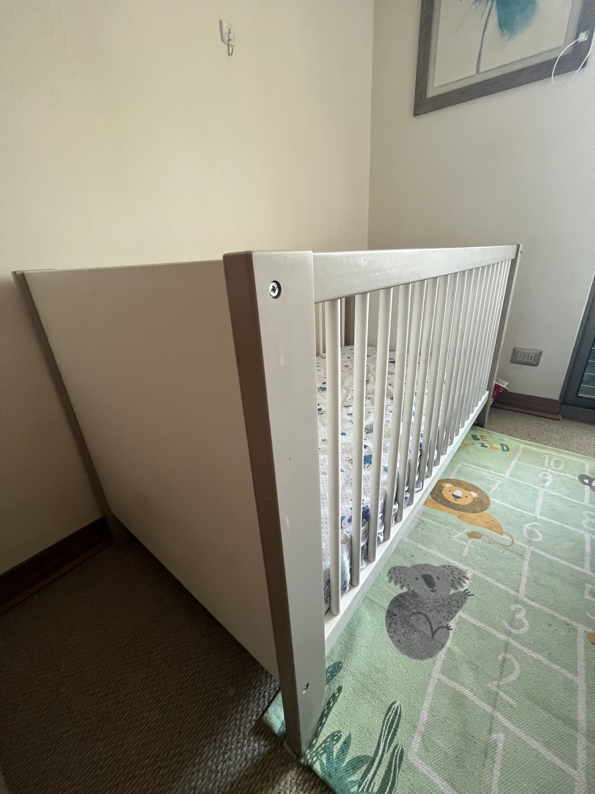 (#PG4271) Cuna de madera. Marca Demeyere