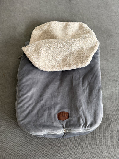 Saco para coche gris. Marca JJ Cole (#PG5783)