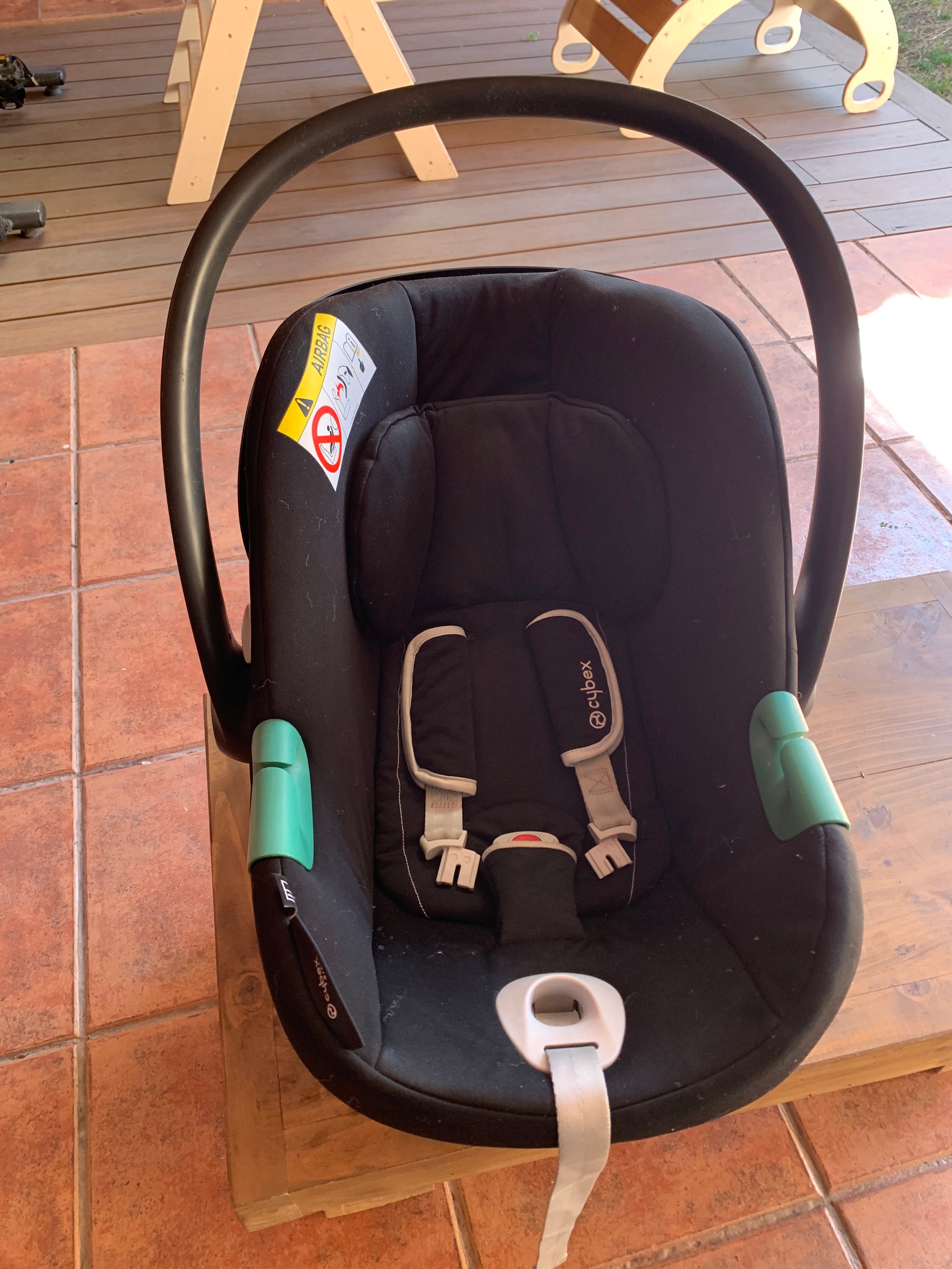 (#PG5173) Silla de auto modelo Aton B2 + Base One i-size + Coche de paseo modelo QBit Plus All City. Marca Cybex y GB