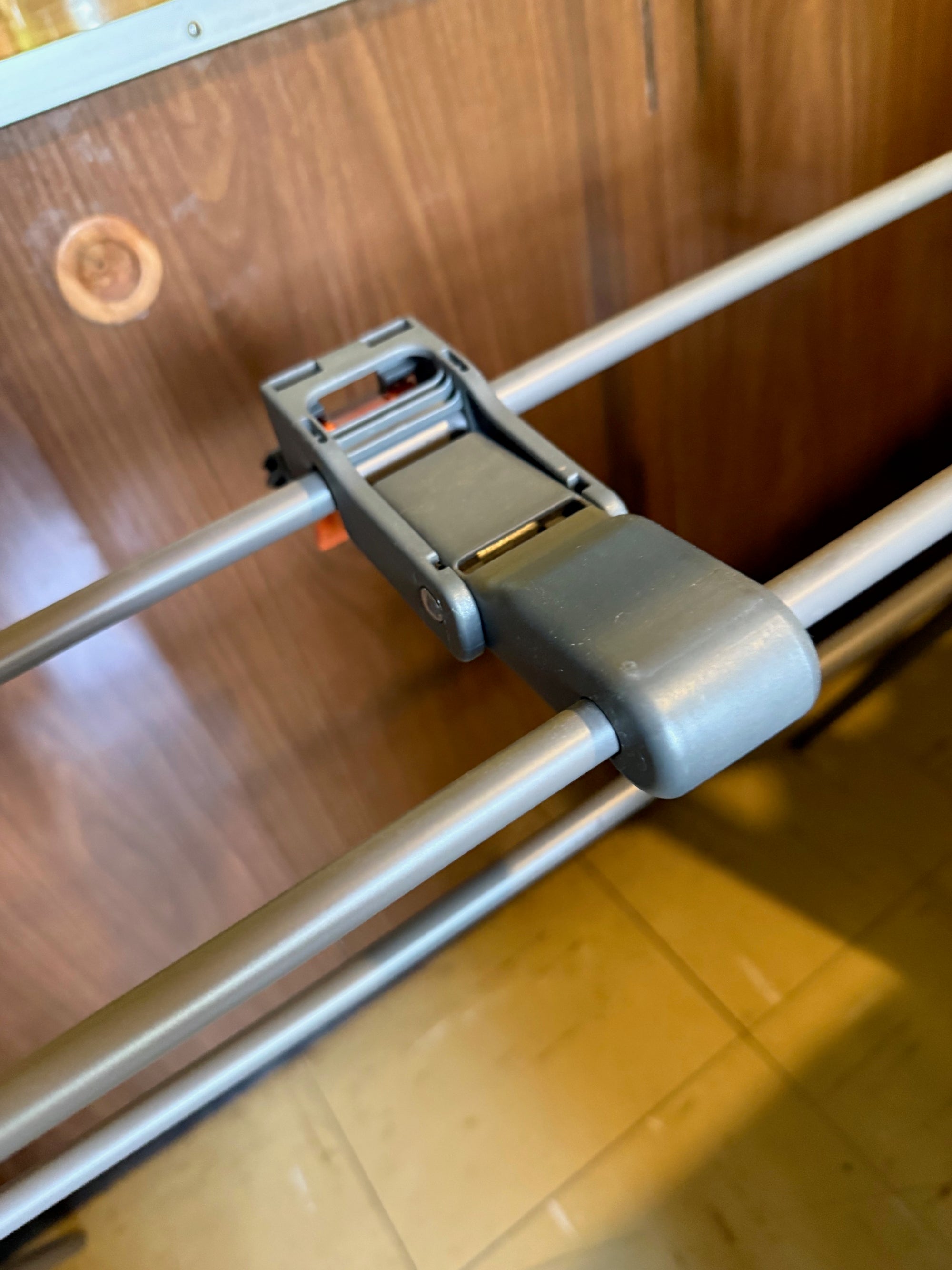 (#PG5001) Soporte para Tina Flexi Bath. Marca Stokke