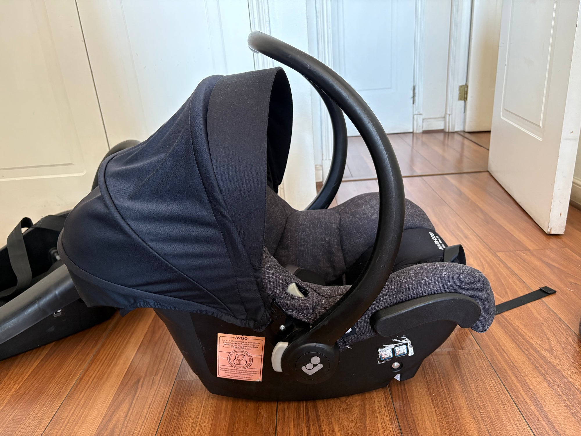 (#PG5238) Coche Travel System modelo Zelia + Huevito modelo Mico Max 30 + Base. Marca Maxi Cosi